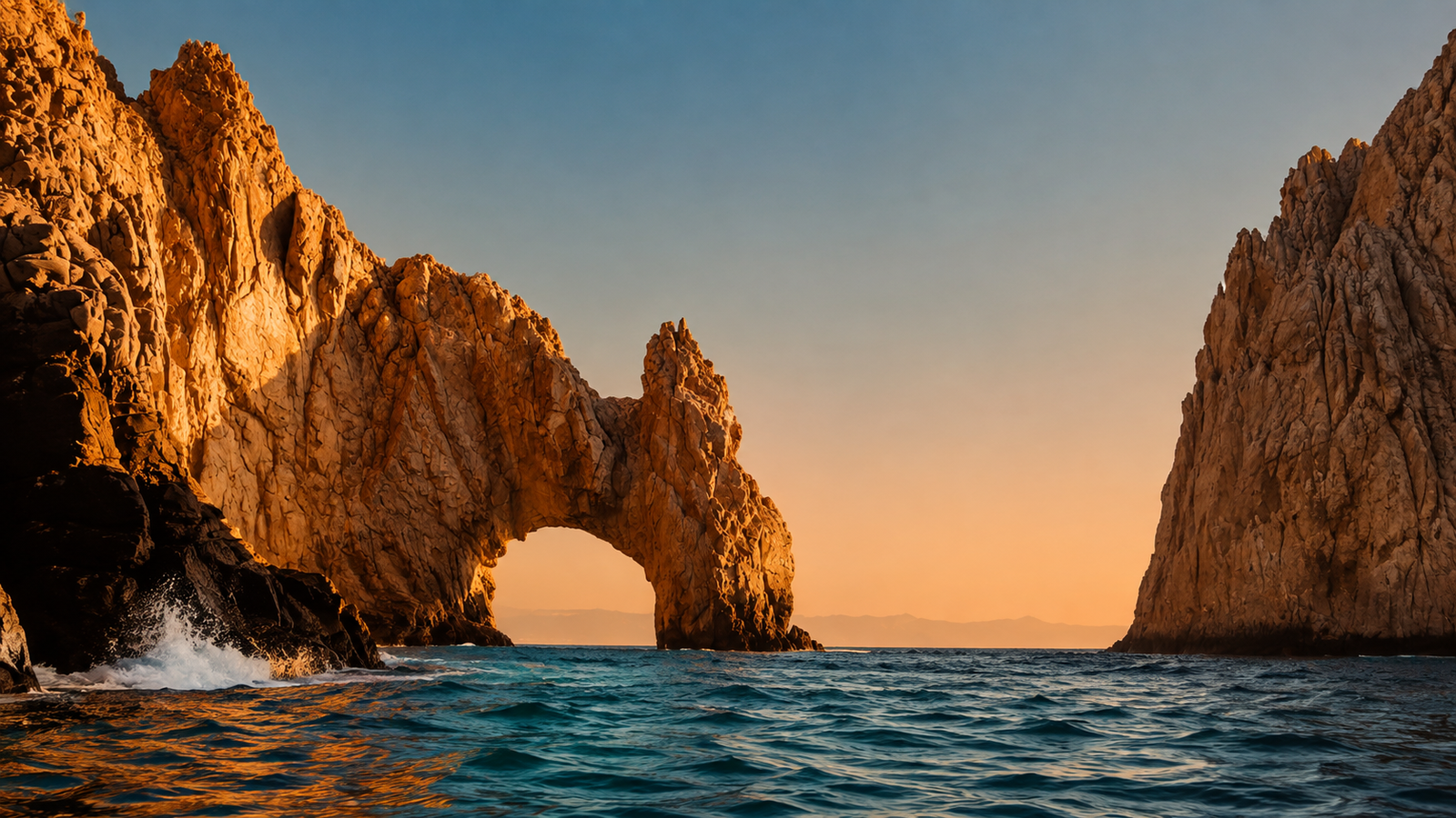 Arco Cabo San Lucas | Raini Inmuebles